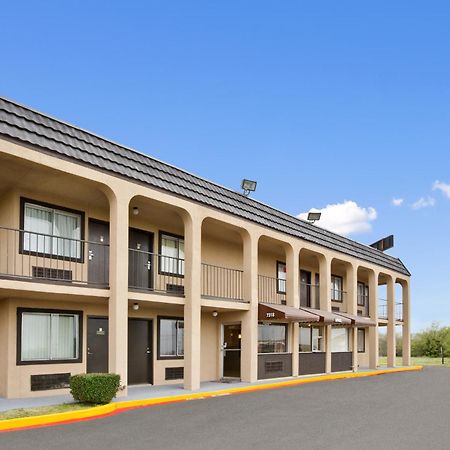 Super 8 By Wyndham Fort Worth Tx Exterior photo